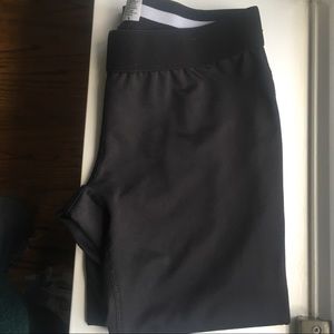 Kids Soffe Capri Leggings